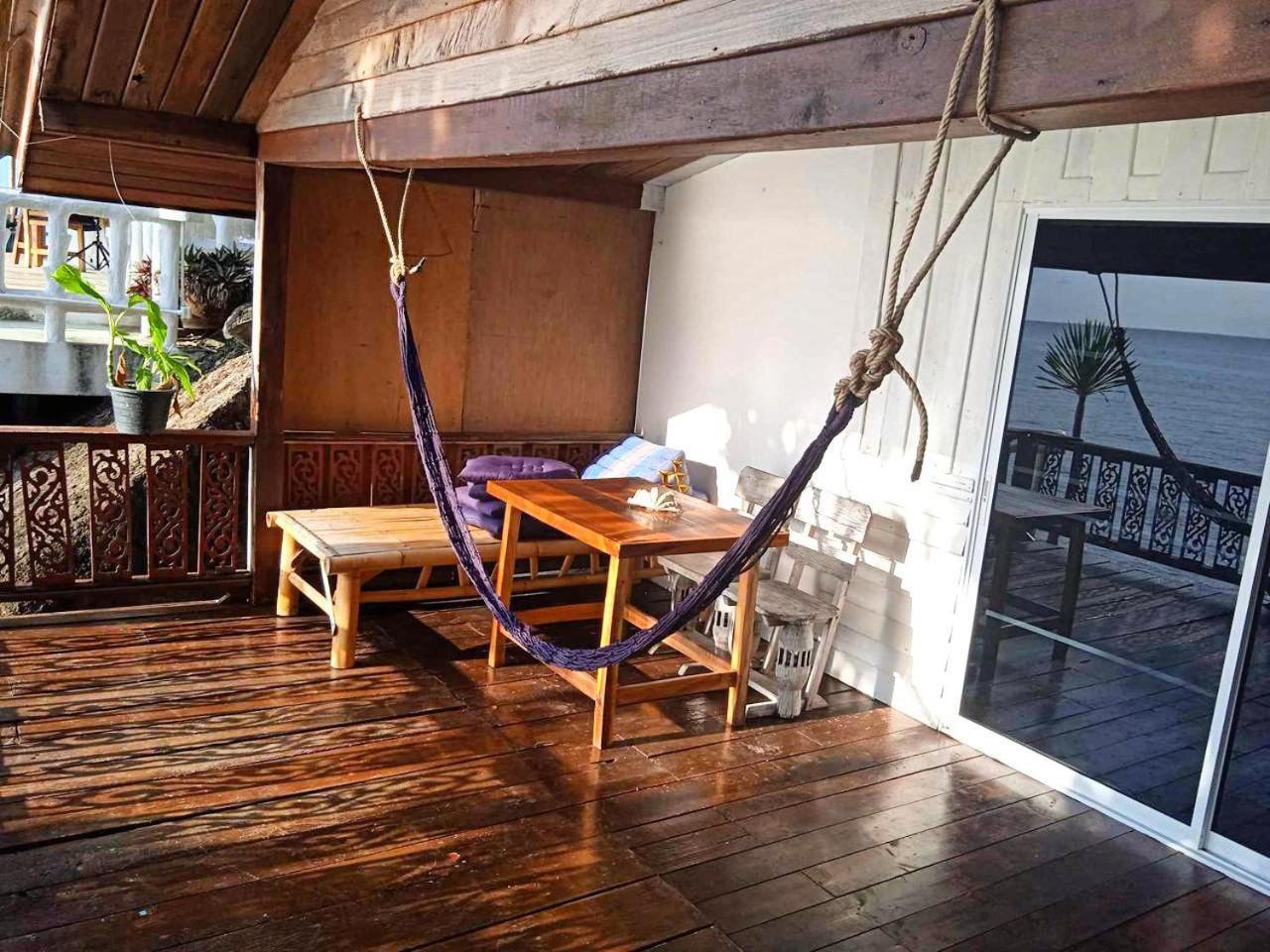 Secret Place Hotel And Restaurant Haad Yao Exterior photo